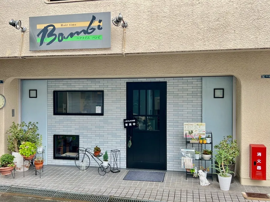 美容室のエントランスリニューアル工事